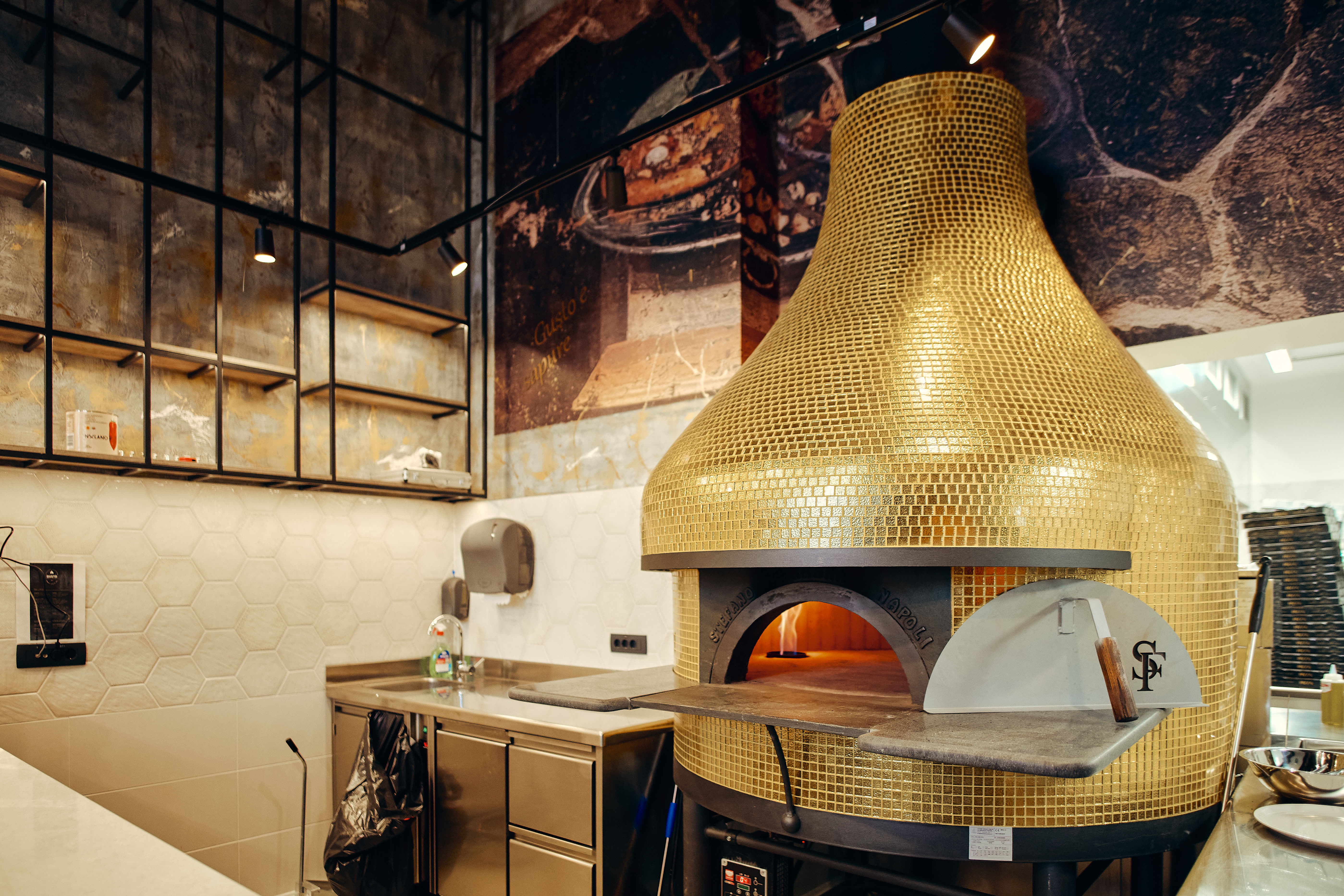 Zlata neapeljska krušna peč.